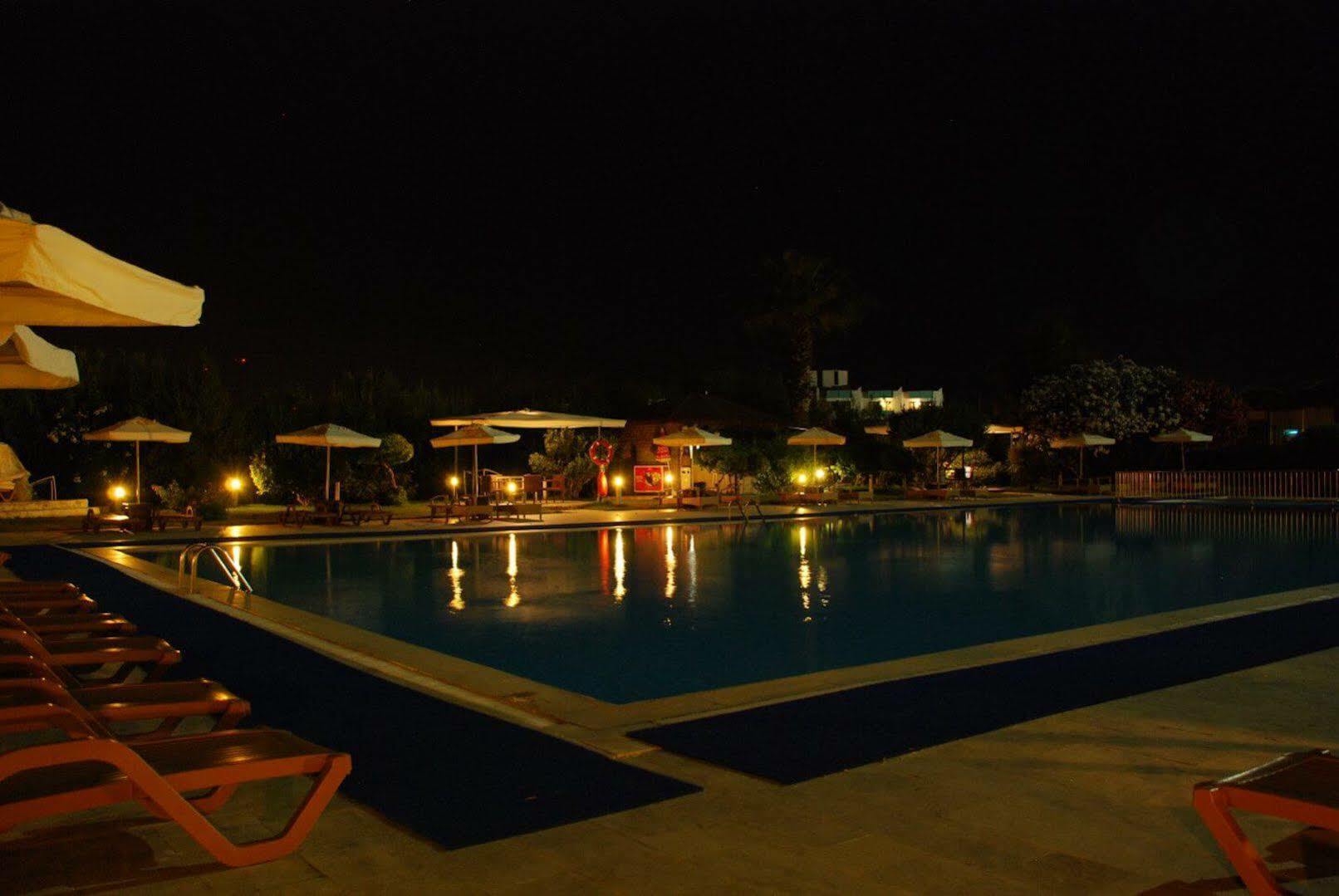 巴比伦酒店 Çeşme 外观 照片
